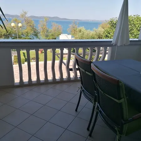 Apartments Petin Zadar Extérieur photo