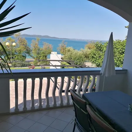 Apartments Petin Zadar Extérieur photo