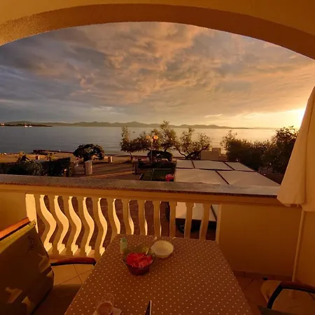 Apartments Petin Zadar Extérieur photo
