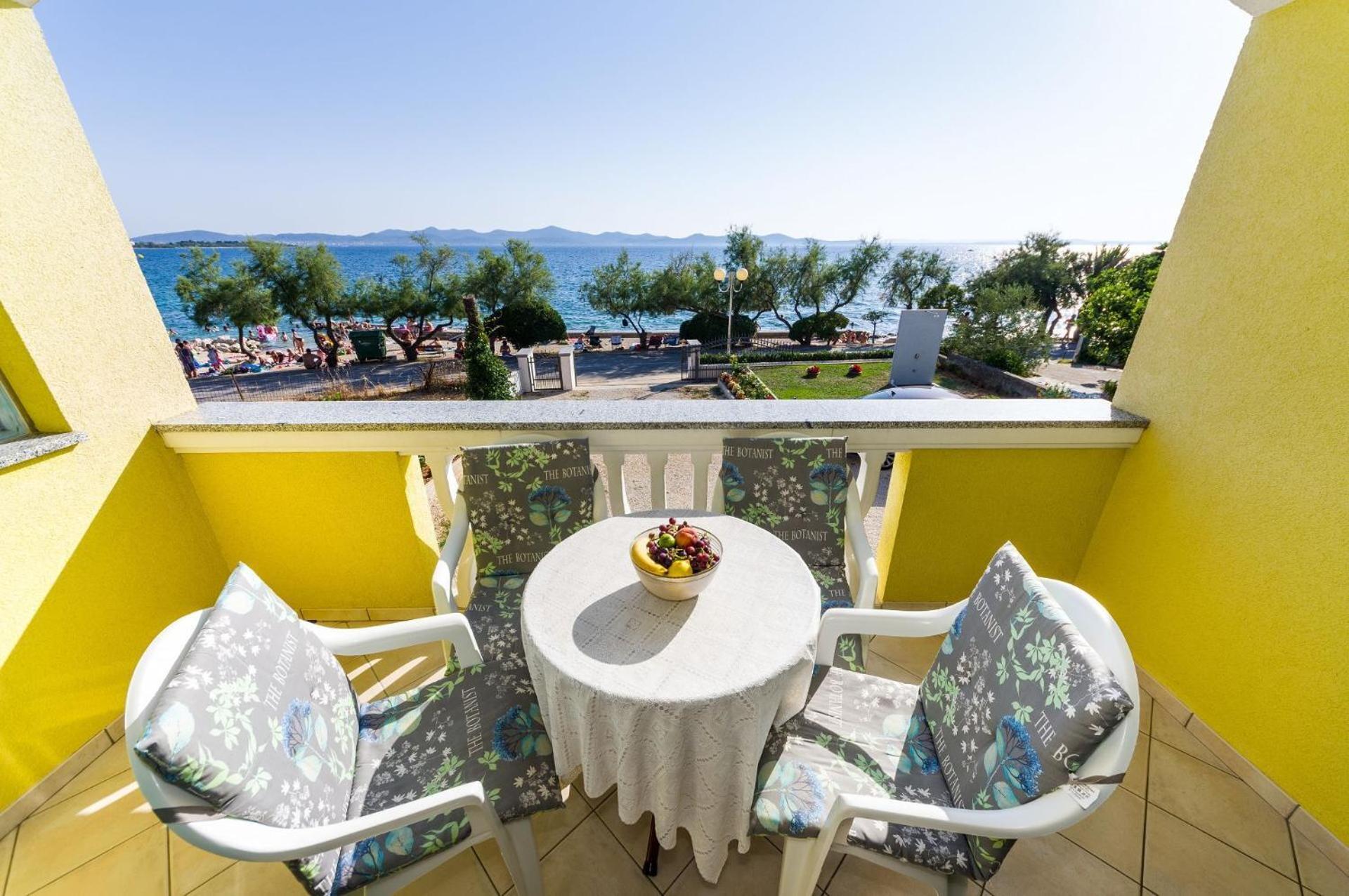 Apartment Petin Zadar